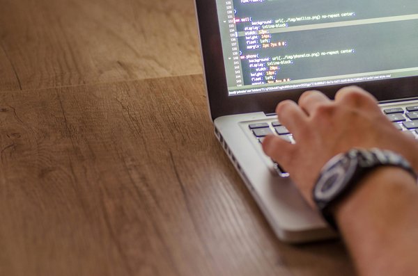 Les certifications incontournables pour réussir en informatique